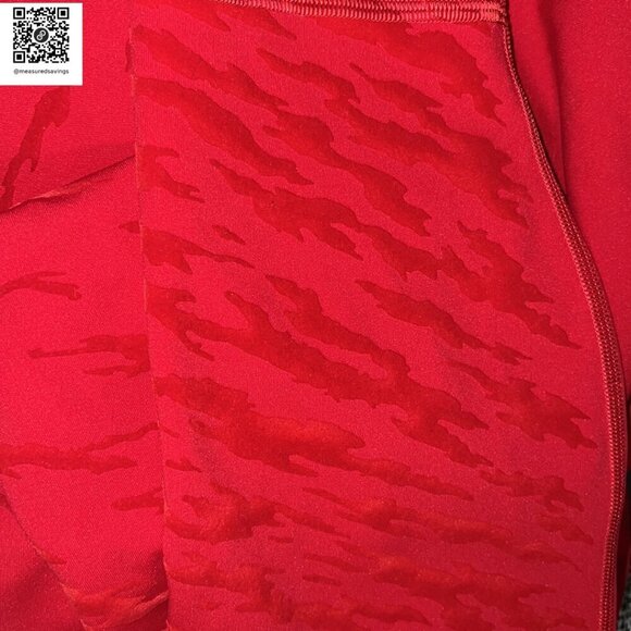 Lululemon (Size 10) Red Wunder Under HR Tight 25" Lunar New Year - EUC - Rare - Picture 8 of 10